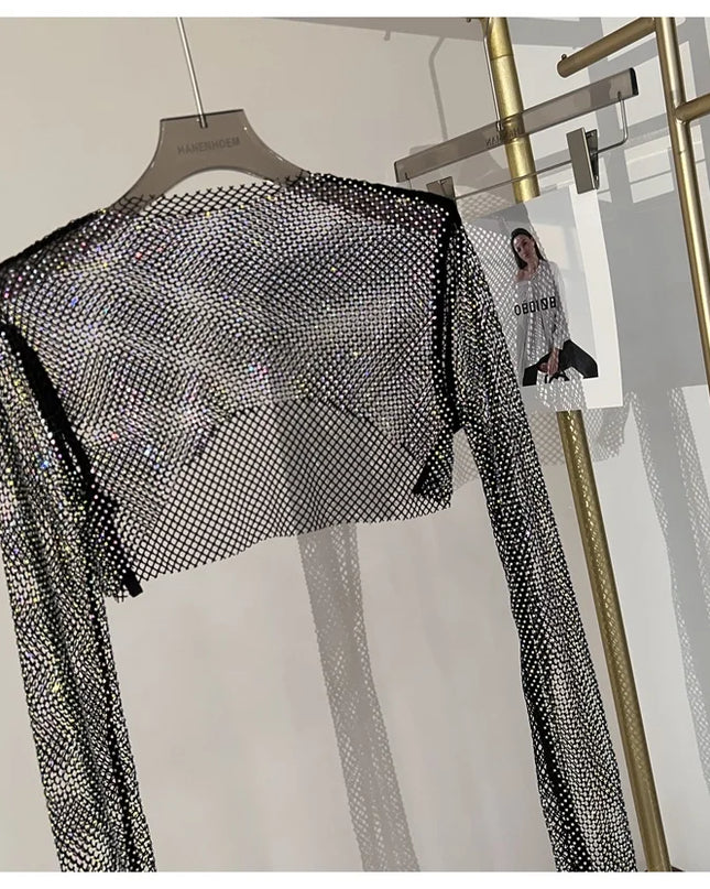 2023 new sexy bright diamond short top Slim thin Ms. hot drill long-sleeved T-shirt sexy leak waist nightclub